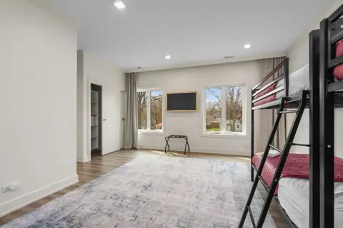 Bunk room with lounge space