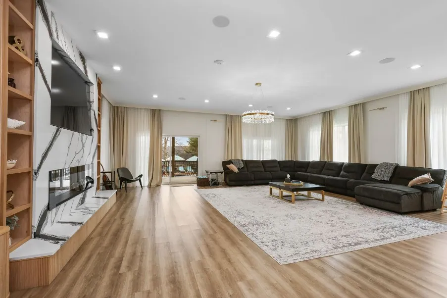 Living room with fireplace
