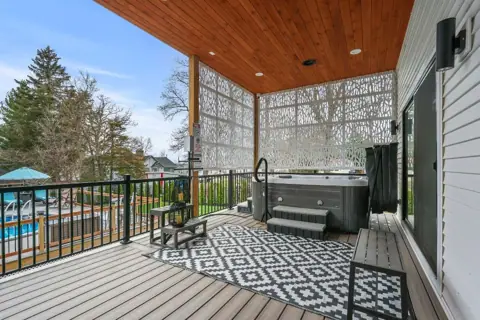 Hot tub on the covered deck