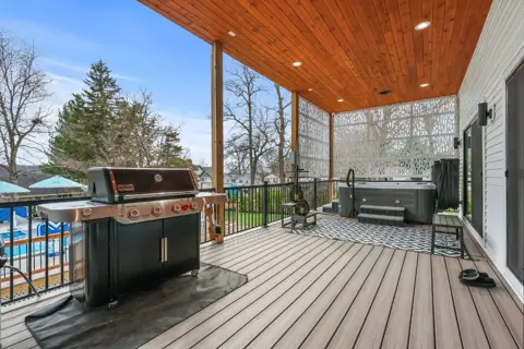 Outdoor grill station